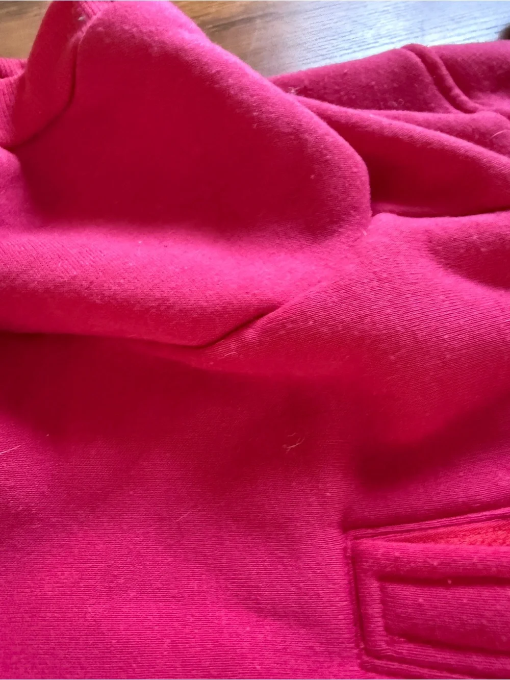 Heart To Tail bright pink